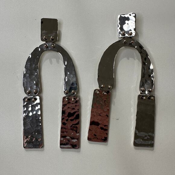Proenza Schouler Silver Hammered Metal Clip-On Earrings - Picture 3 of 13